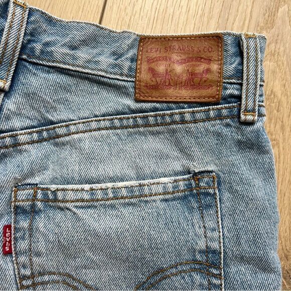 Levi’s Cut Off Jean Shorts Distressed Denim Daisy Dukes Size 27 - Picture 10 of 10